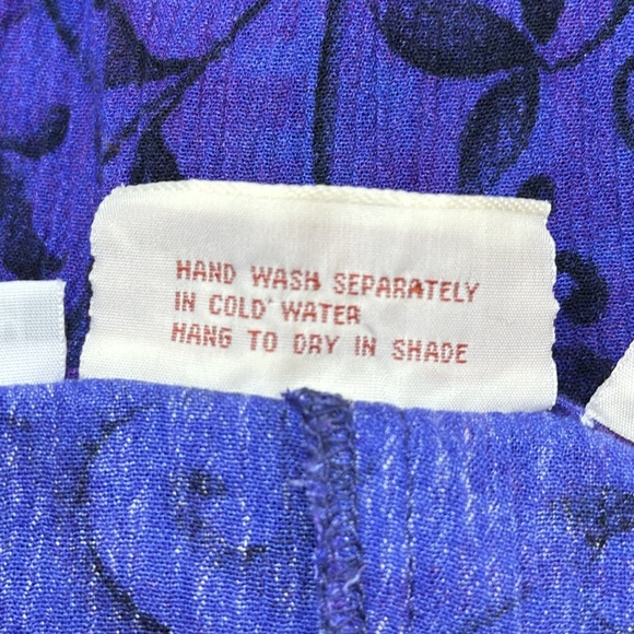 Serendipity Maui Spaghetti Strap Maxi Dress. Medium - Picture 10 of 10